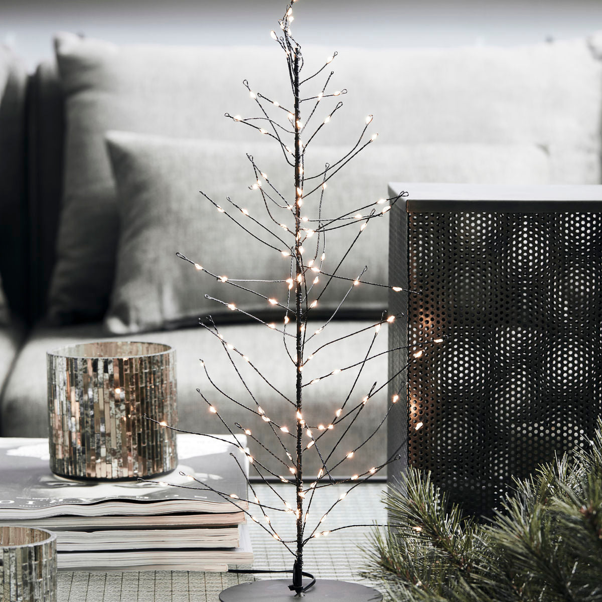 Wire Christmas Tree, HD Glow, Black