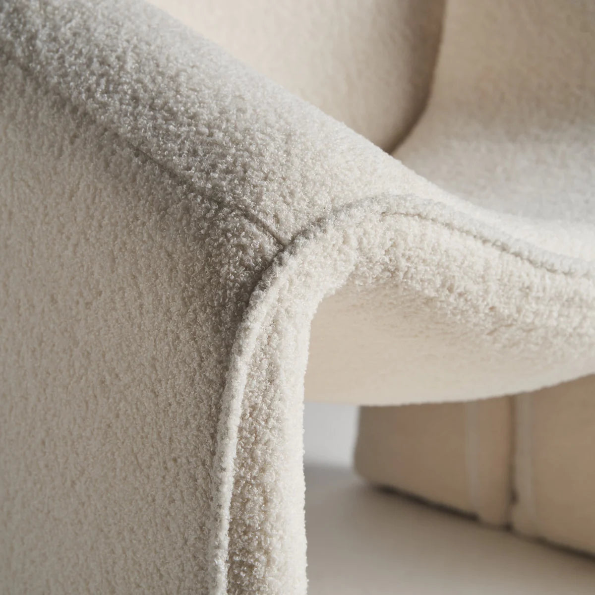 BATS ARMCHAIR